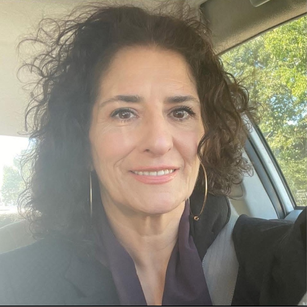 Meet your Posher, Dana